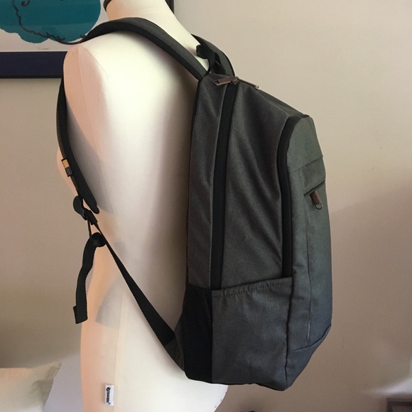 Case Logic 'Era' Backpack in Dark Grey - Laptop pouch - Picture 2 of 16